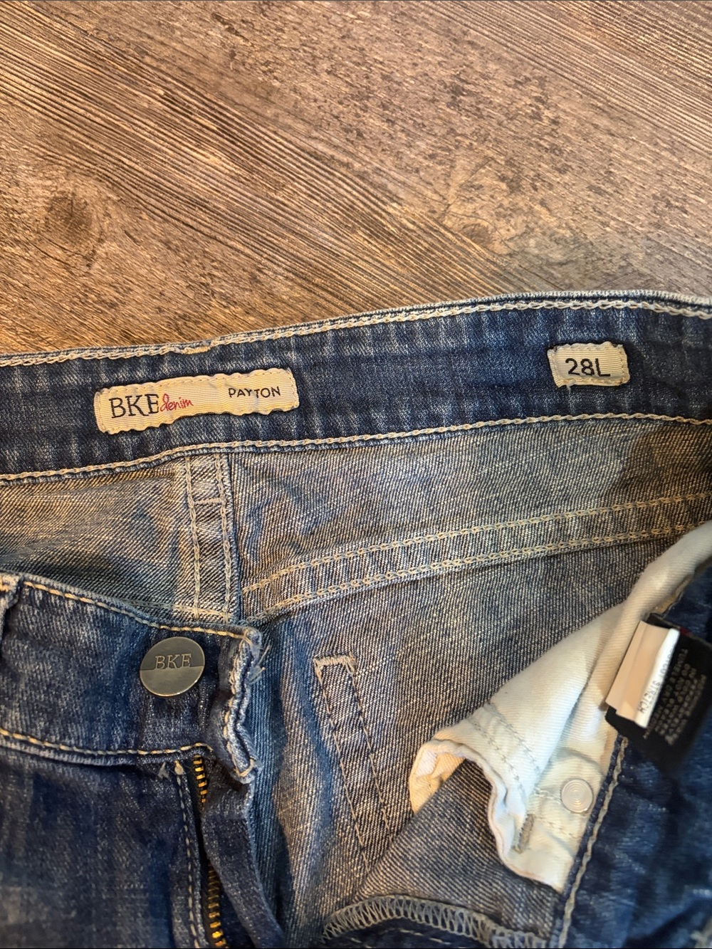 BKE Women's Dark Blue Bootcut Jeans with Faded Detail - Picture 4 of 5
